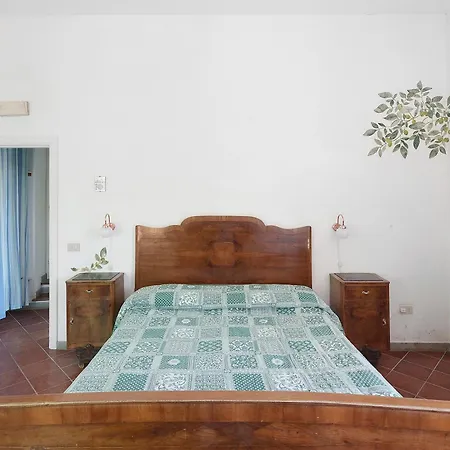 Le Tore Massa Lubrense